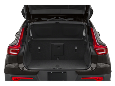 2022 Volvo Xc40 Momentum