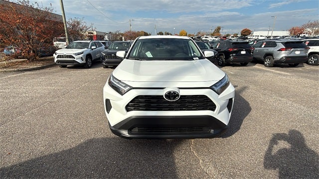 2025 Toyota RAV4 LE