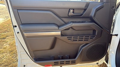 2025 Toyota Tacoma SR5