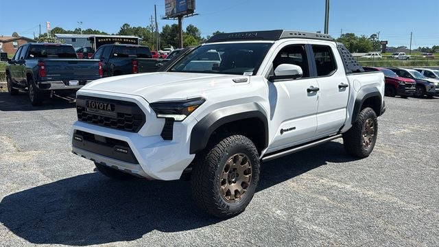 2026 Toyota Tacoma i-FORCE MAX Tacoma Trailhunter