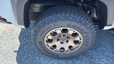 2026 Toyota Tacoma i-FORCE MAX Tacoma Trailhunter