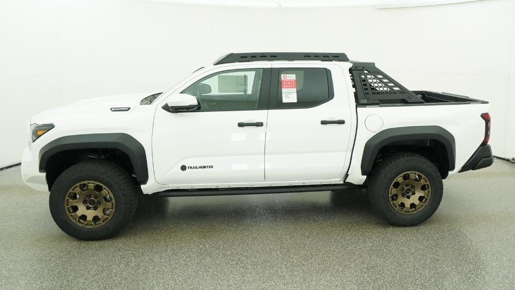 2026 Toyota Tacoma i-FORCE MAX Tacoma Trailhunter