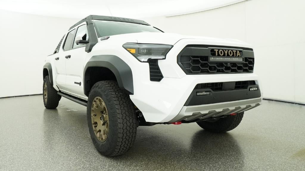 2026 Toyota Tacoma i-FORCE MAX Tacoma Trailhunter