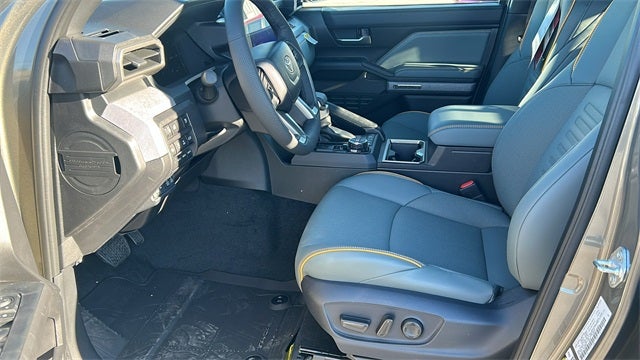 2026 Toyota Tacoma i-FORCE MAX Tacoma Trailhunter