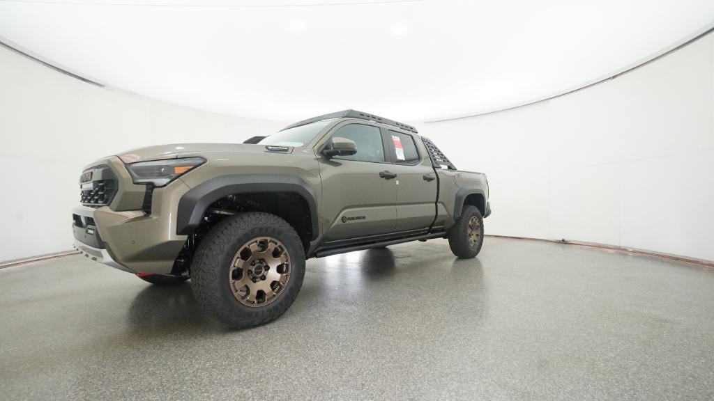 2026 Toyota Tacoma i-FORCE MAX Tacoma Trailhunter
