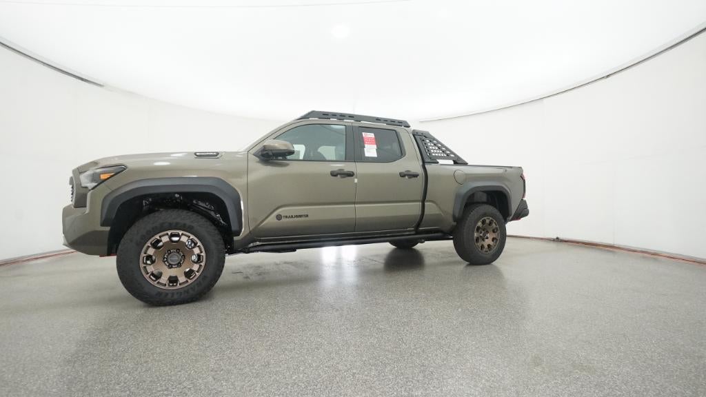 2026 Toyota Tacoma i-FORCE MAX Tacoma Trailhunter