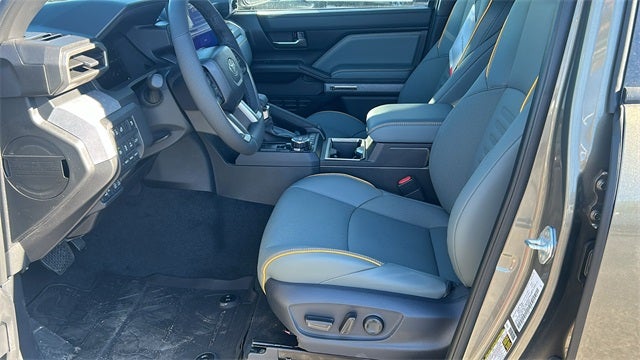 2026 Toyota Tacoma i-FORCE MAX Tacoma Trailhunter