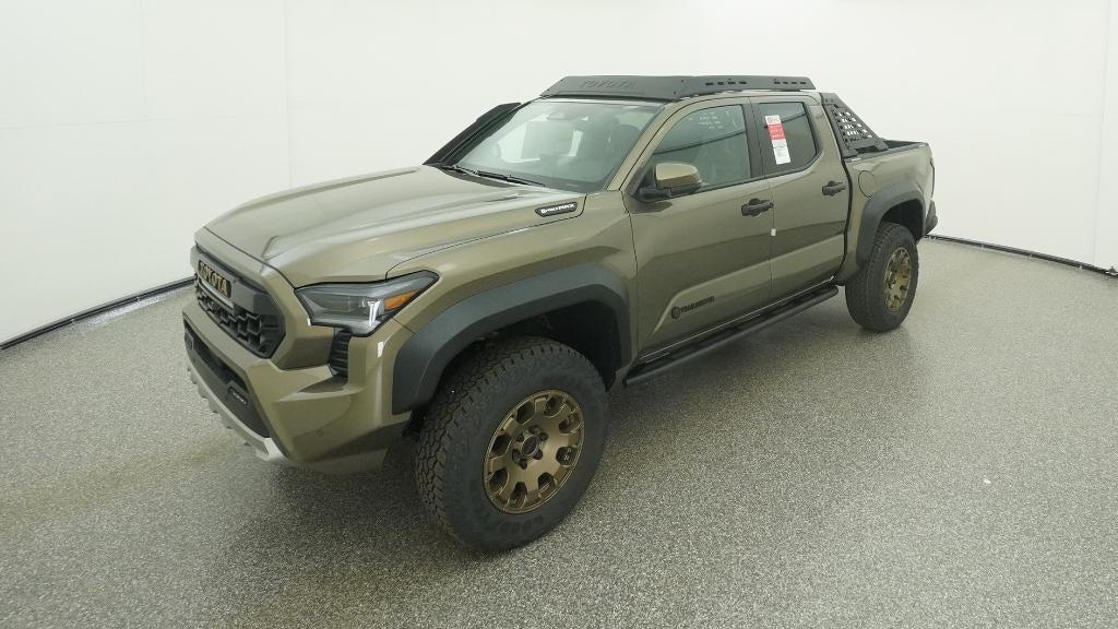 2026 Toyota Tacoma i-FORCE MAX Tacoma Trailhunter