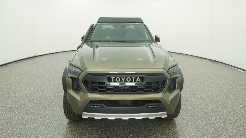 2026 Toyota Tacoma i-FORCE MAX Tacoma Trailhunter