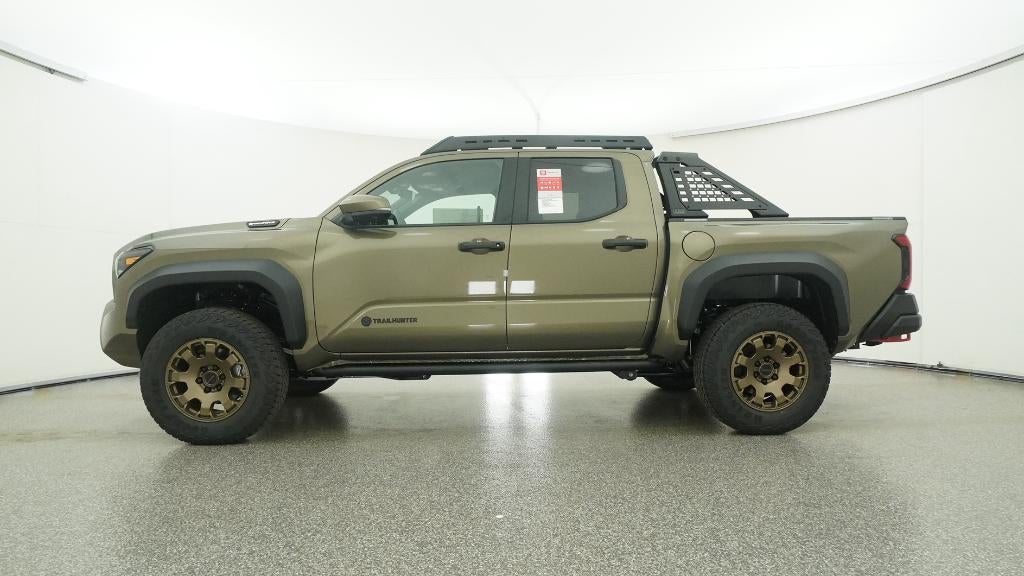 2026 Toyota Tacoma i-FORCE MAX Tacoma Trailhunter