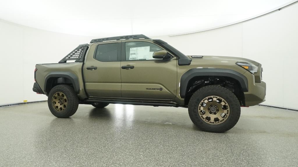 2026 Toyota Tacoma i-FORCE MAX Tacoma Trailhunter