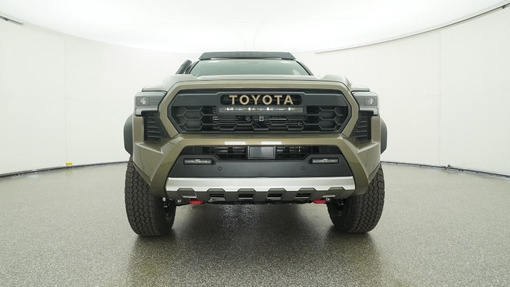 2026 Toyota Tacoma i-FORCE MAX Tacoma Trailhunter