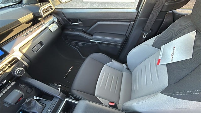 2025 Toyota Tacoma i-FORCE MAX Tacoma TRD Off-Road