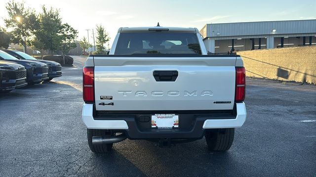 2026 Toyota Tacoma i-FORCE MAX Tacoma TRD Sport