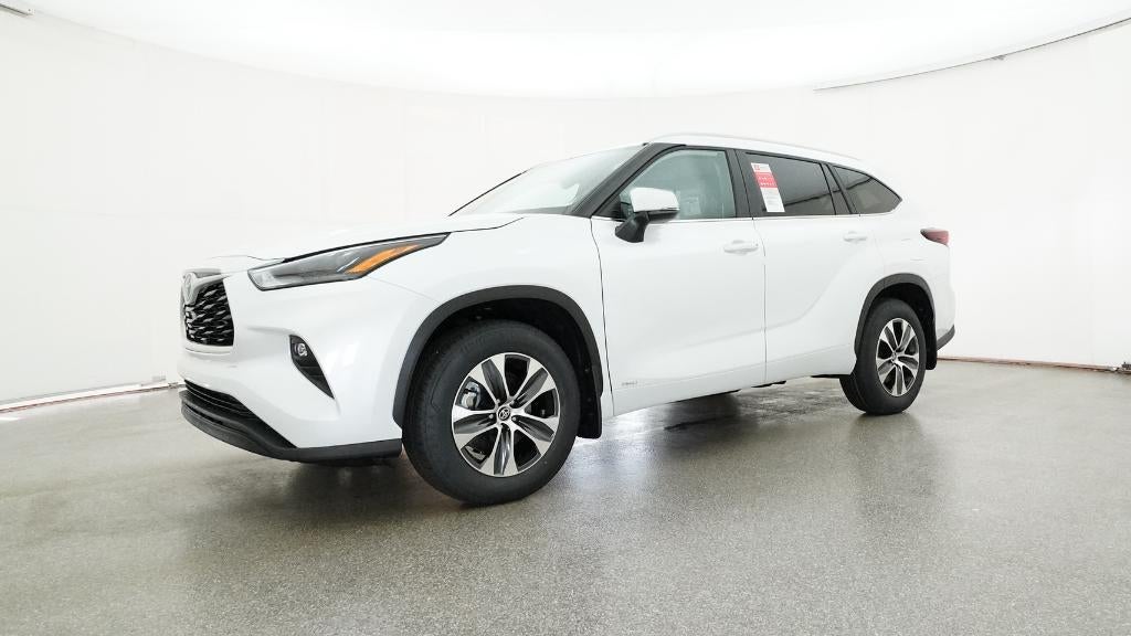 2026 Toyota Highlander Hybrid XLE