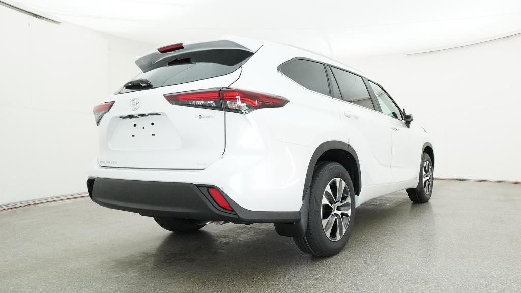 2026 Toyota Highlander Hybrid XLE