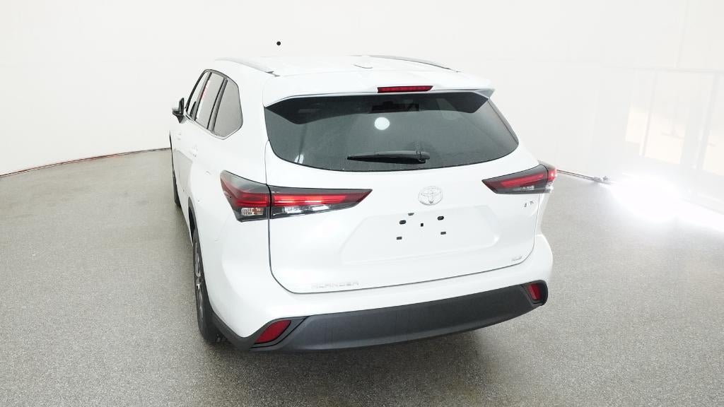 2026 Toyota Highlander Hybrid XLE