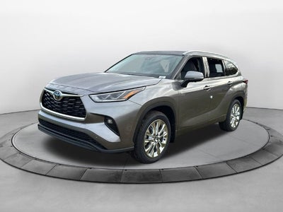 2026 Toyota Highlander Limited