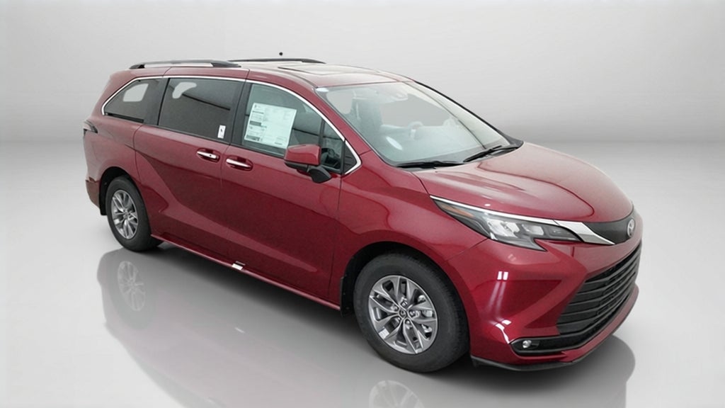 2026 Toyota Sienna XLE