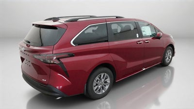 2026 Toyota Sienna XLE