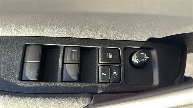 2026 Toyota Corolla Cross Hybrid SE