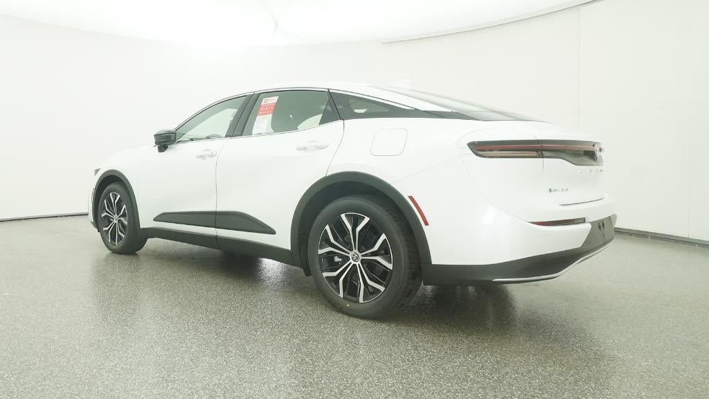 2026 Toyota Toyota Crown XLE