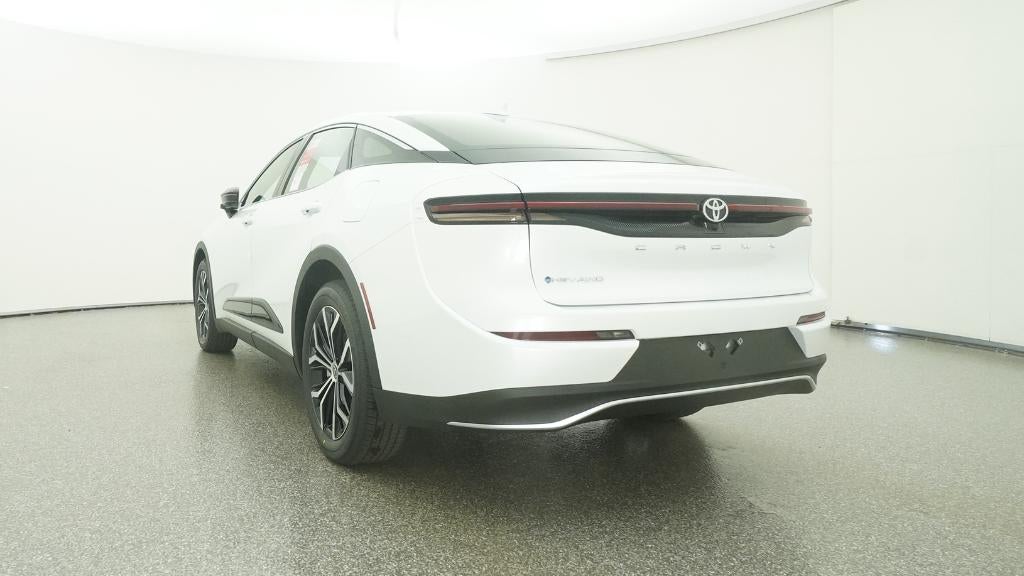 2026 Toyota Toyota Crown XLE