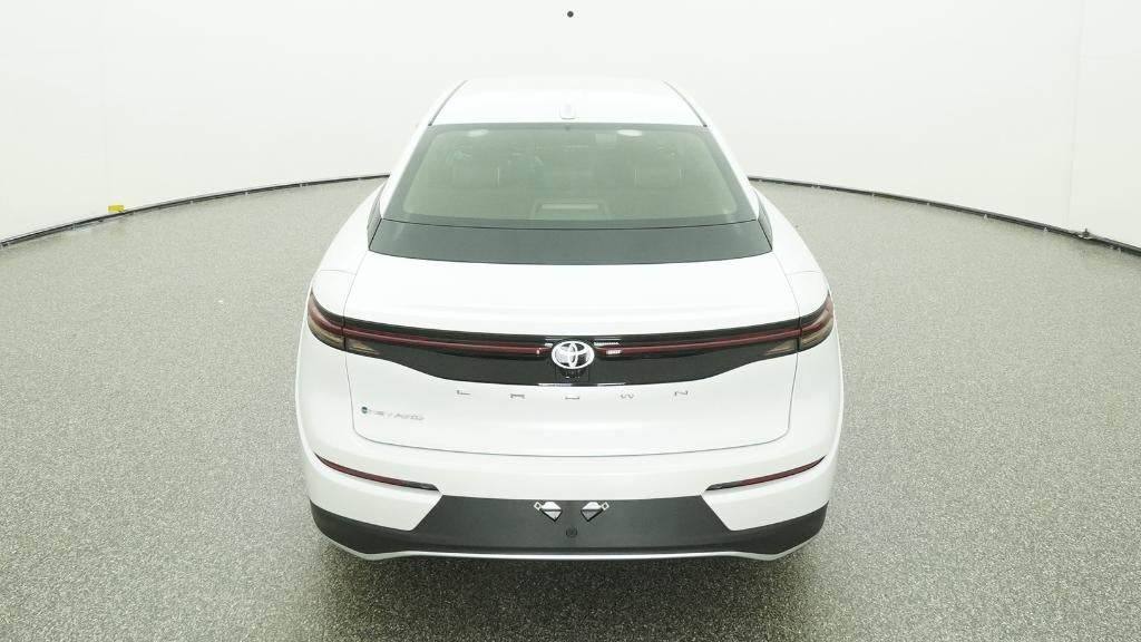 2026 Toyota Toyota Crown XLE