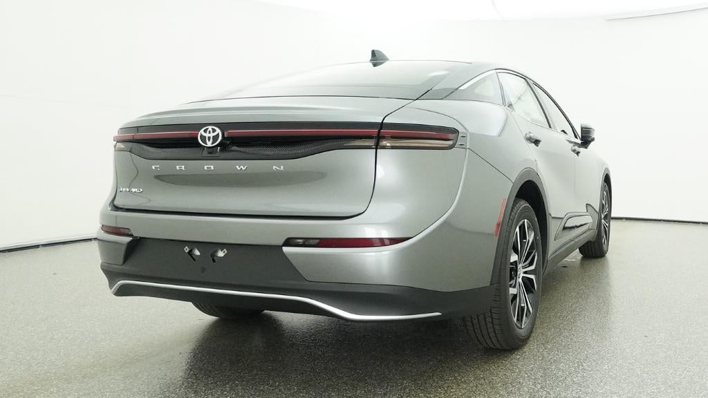 2026 Toyota Toyota Crown XLE