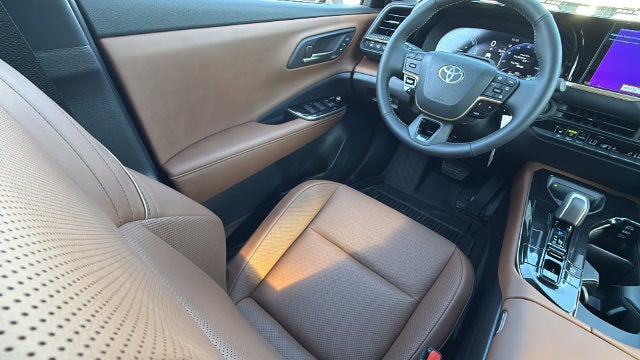 2026 Toyota Toyota Crown Signia Limited