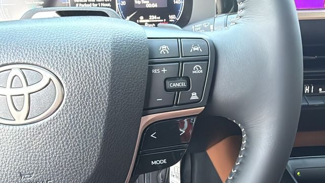 2026 Toyota Toyota Crown Signia Limited
