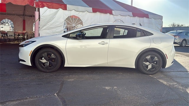 2026 Toyota Prius Plug-in Hybrid SE