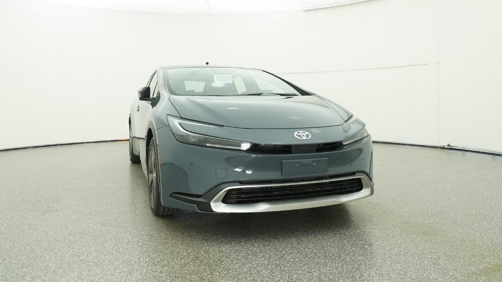 2026 Toyota Prius Plug-in Hybrid SE