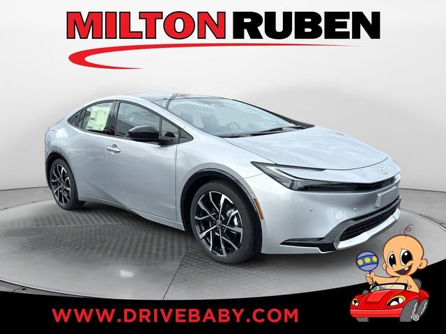 2026 Toyota Prius XSE Premium's photo