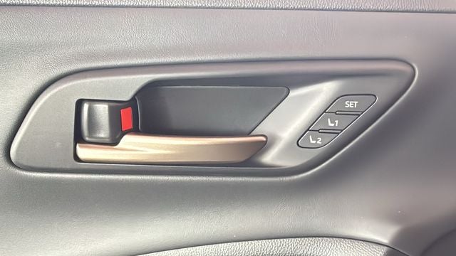 2026 Toyota Toyota Crown Platinum