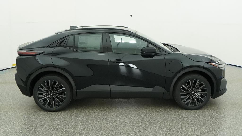 2026 Toyota C-HR XSE