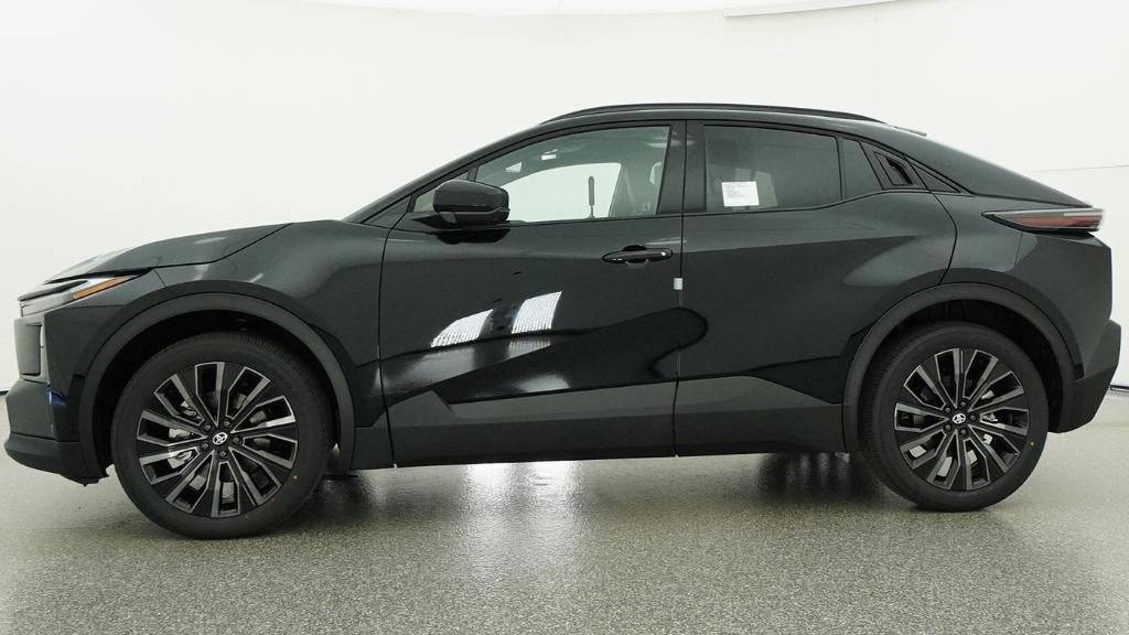 2026 Toyota C-HR XSE