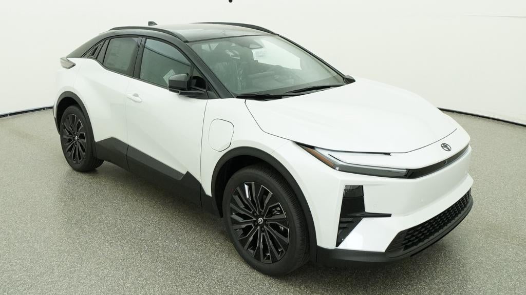 2026 Toyota C-HR XSE