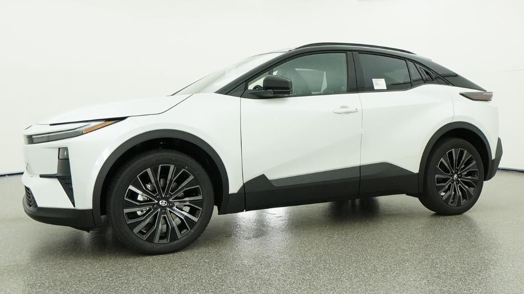 2026 Toyota C-HR XSE