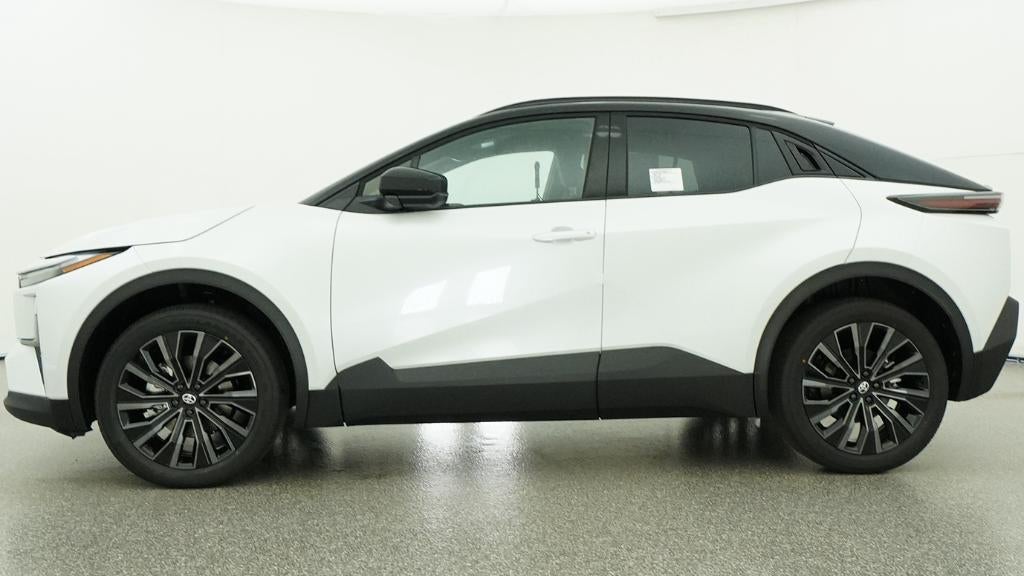 2026 Toyota C-HR XSE