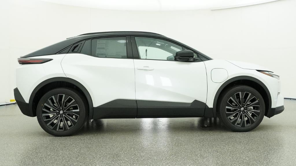 2026 Toyota C-HR XSE