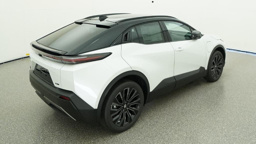 2026 Toyota C-HR XSE