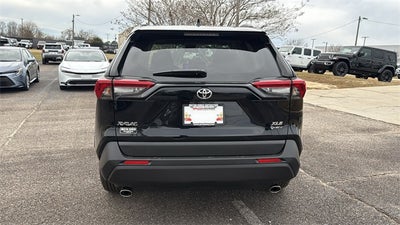 2025 Toyota RAV4 Hybrid XLE