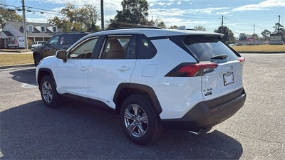 2025 Toyota RAV4 Hybrid XLE