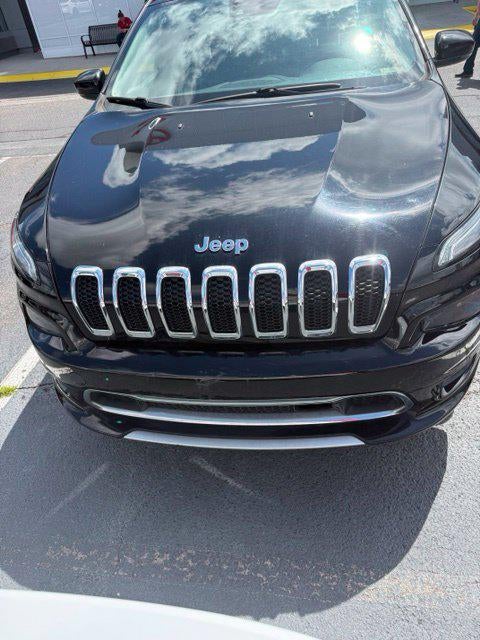 2017 Jeep Cherokee Overland 4x4