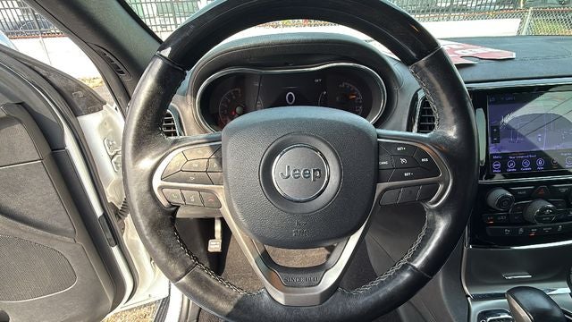 2020 Jeep Grand Cherokee Overland 4x2