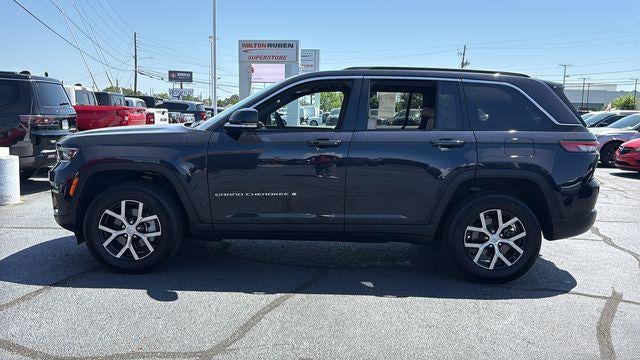 2025 Jeep Grand Cherokee Limited 4x2