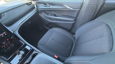 2025 Jeep Grand Cherokee L Laredo X 4x2
