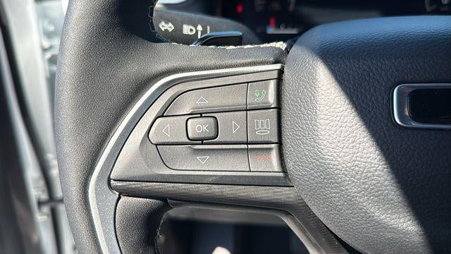 2025 Jeep Grand Cherokee L Laredo X 4x2