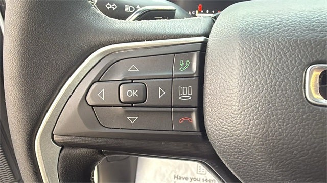 2025 Jeep Grand Cherokee L Laredo 4x2